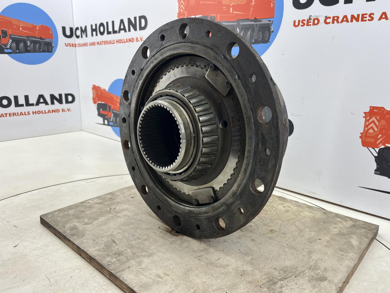 Krupp 70 GMT planetary gear 21-21-63-40-3pl-H135-46 - Koncový převod pro Autojeřáb: obrázek 3 Krupp 70 GMT planetary gear 21-21-63-40-3pl-H135-46 - Koncový převod pro Autojeřáb: obrázek 3