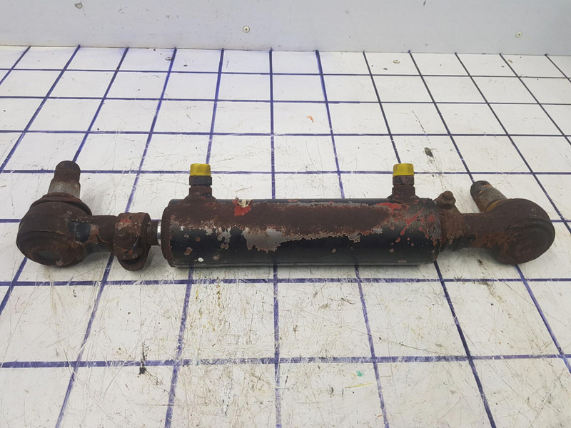 Krupp KMK 3045 steering cylinder - Hydraulický válec pro Jeřáb: obrázek 2 Krupp KMK 3045 steering cylinder - Hydraulický válec pro Jeřáb: obrázek 2