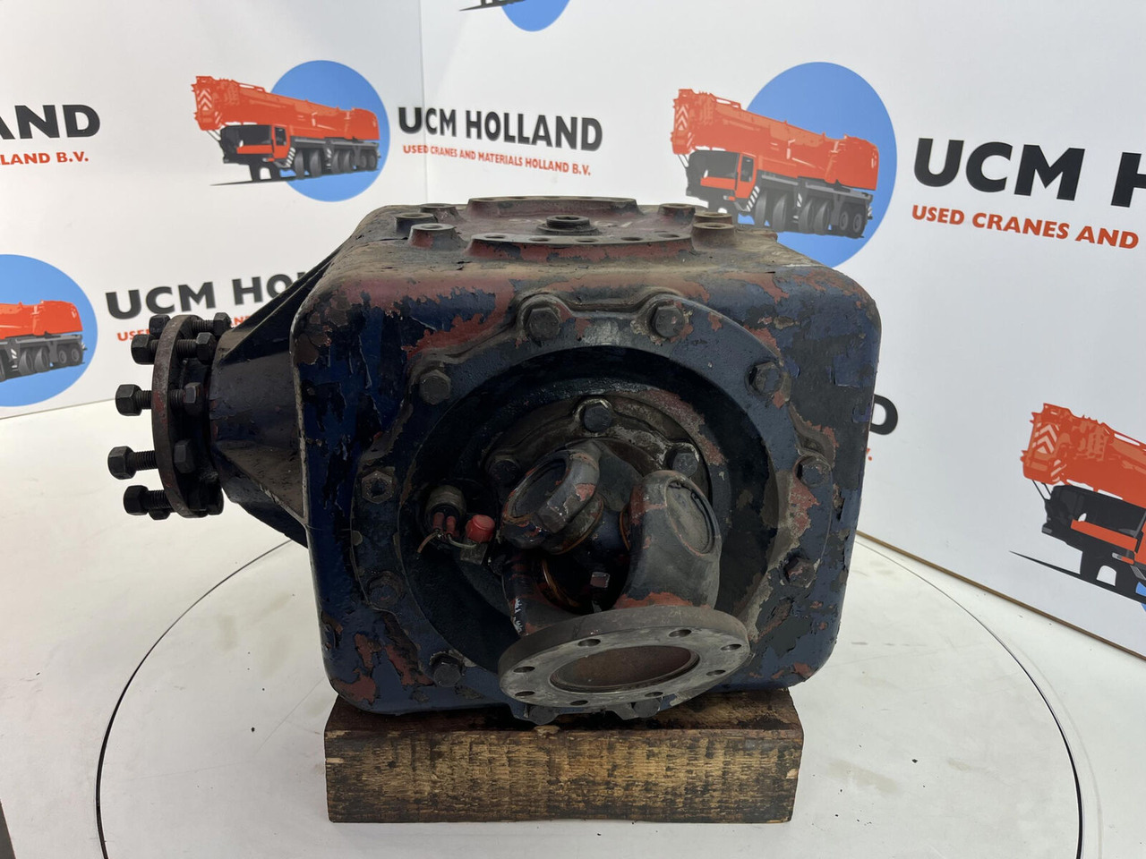 Krupp KMK 4070 diff box - Diferenciál pro Autojeřáb: obrázek 1 Krupp KMK 4070 diff box - Diferenciál pro Autojeřáb: obrázek 1