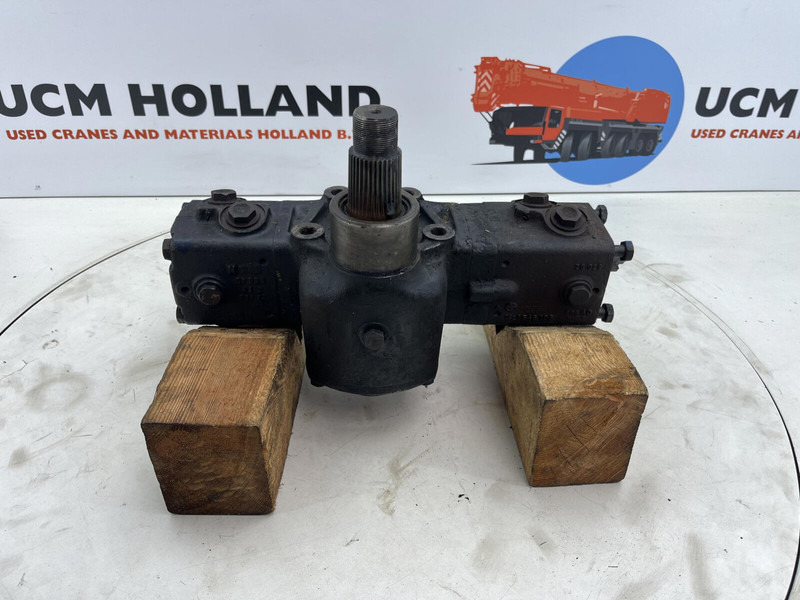 Krupp KMK 4070 steering box only for parts - Sloupek řízení pro Jeřáb: obrázek 3 Krupp KMK 4070 steering box only for parts - Sloupek řízení pro Jeřáb: obrázek 3