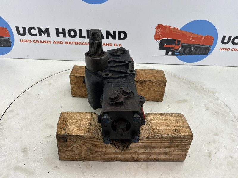 Krupp KMK 4070 steering box only for parts - Sloupek řízení pro Jeřáb: obrázek 2 Krupp KMK 4070 steering box only for parts - Sloupek řízení pro Jeřáb: obrázek 2