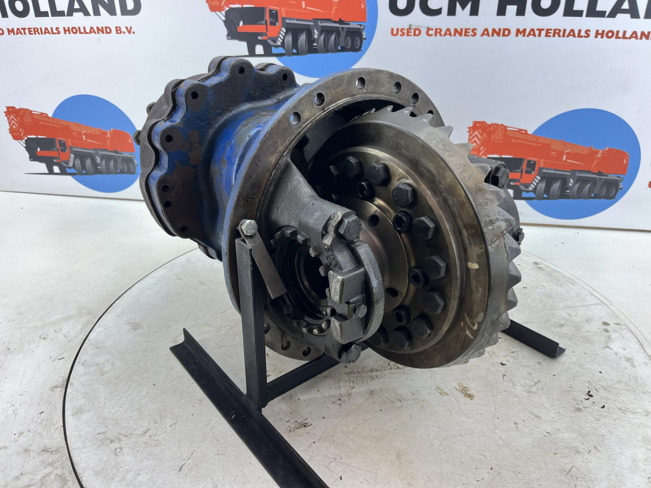 Krupp KMK 5100 Mid differential 13x35 axle 2 - Diferenciál pro Autojeřáb: obrázek 1 Krupp KMK 5100 Mid differential 13x35 axle 2 - Diferenciál pro Autojeřáb: obrázek 1