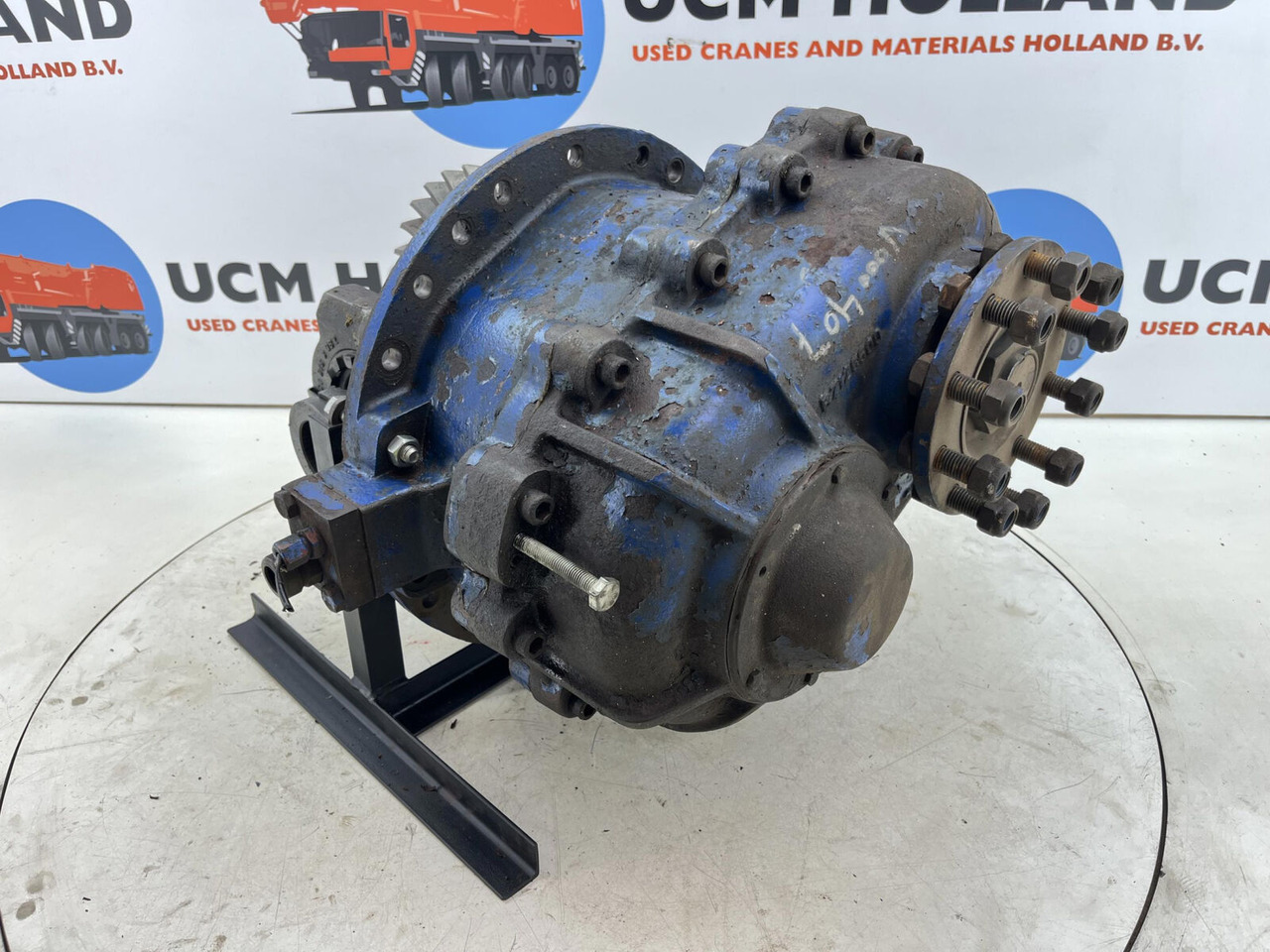 Krupp KMK 5100 Mid differential 13x35 axle 2 - Diferenciál pro Autojeřáb: obrázek 4 Krupp KMK 5100 Mid differential 13x35 axle 2 - Diferenciál pro Autojeřáb: obrázek 4