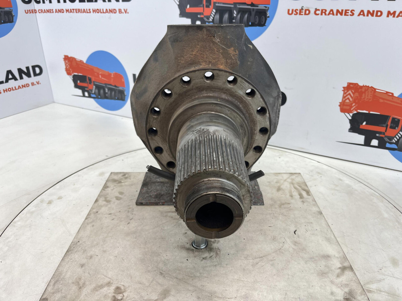 Liebherr LTM 1035 Steering knuckle 16 holes axle 1 - Těhlice pro Autojeřáb: obrázek 2 Liebherr LTM 1035 Steering knuckle 16 holes axle 1 - Těhlice pro Autojeřáb: obrázek 2