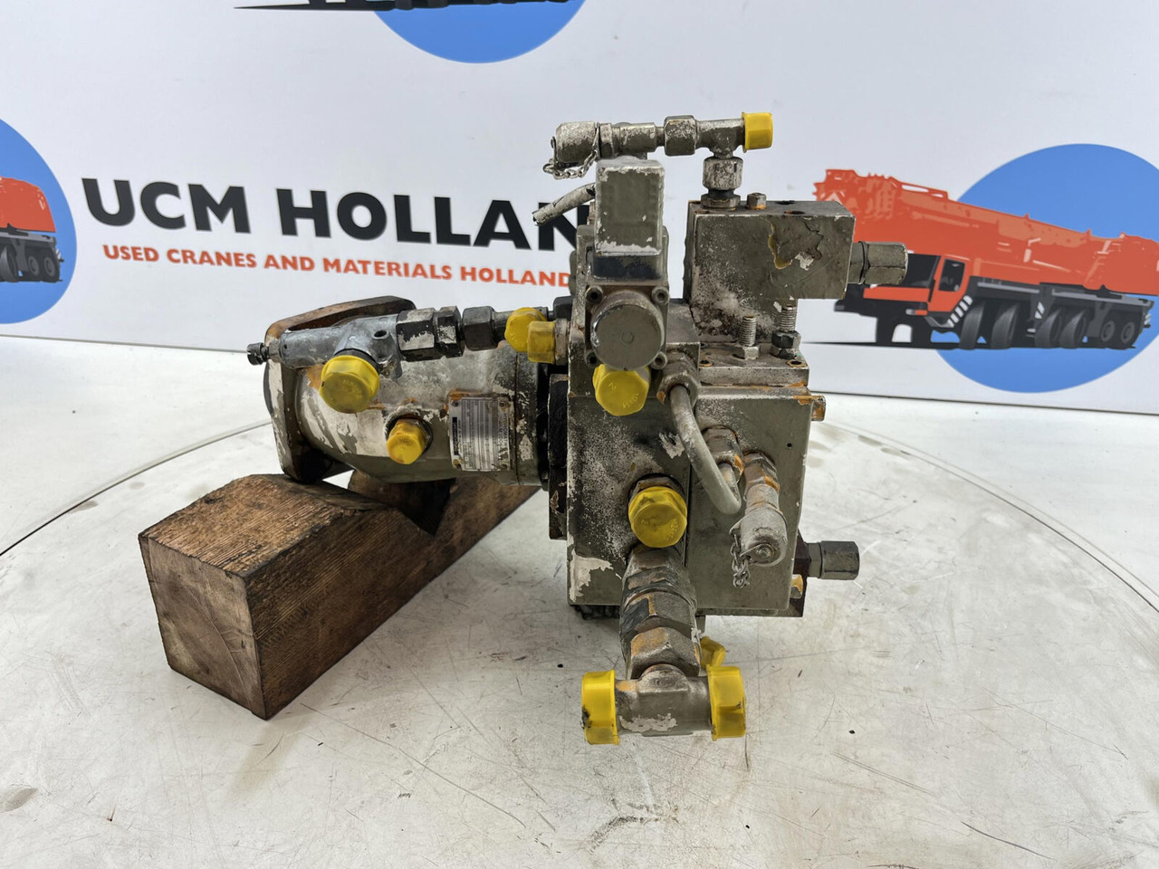 Pohon otoče pro Autojeřáb Liebherr LTM 1045 slewing gear: obrázek 6