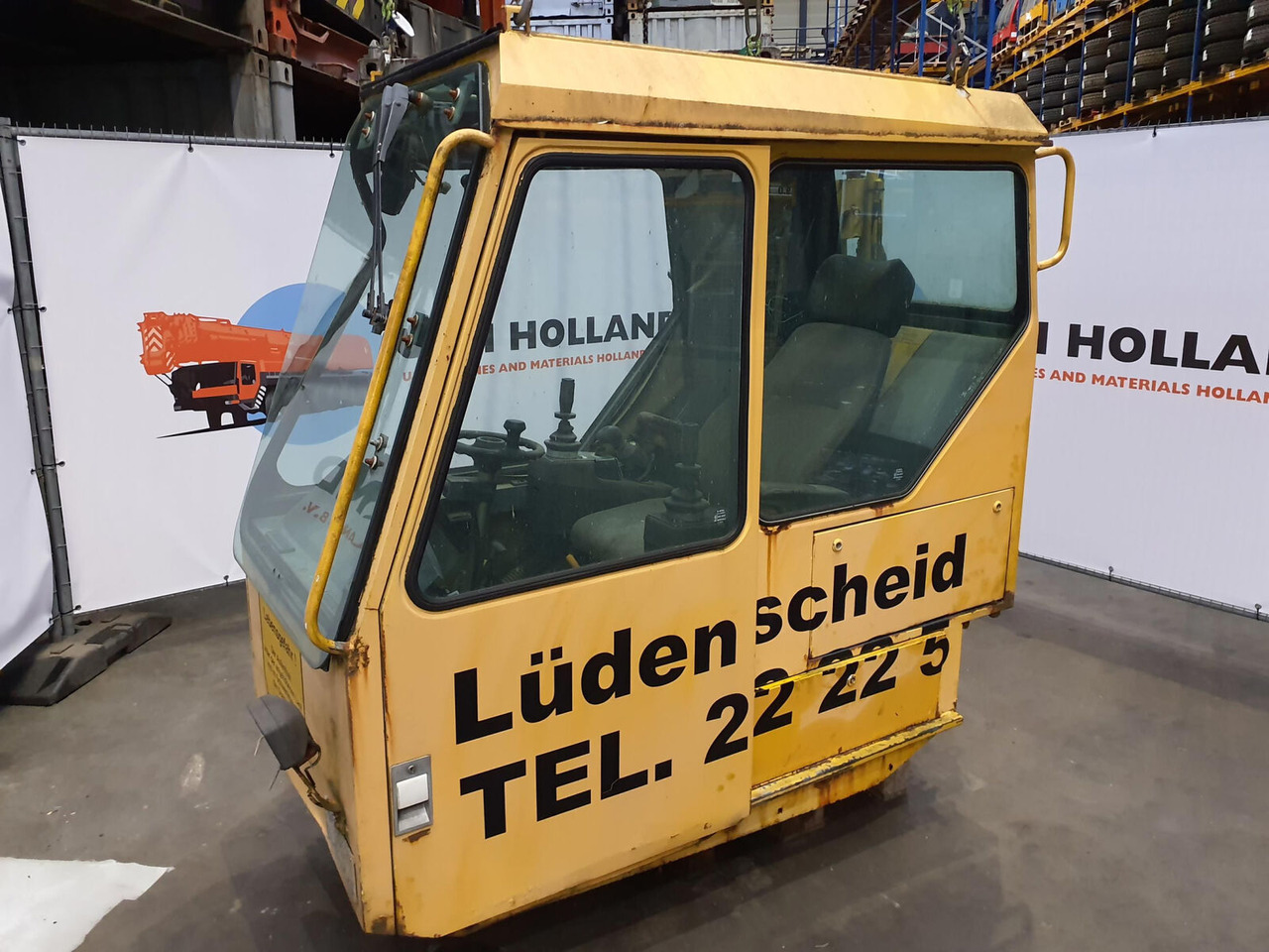 Liebherr LTM 1050 upper cabine - Kabina pro Jeřáb: obrázek 1 Liebherr LTM 1050 upper cabine - Kabina pro Jeřáb: obrázek 1