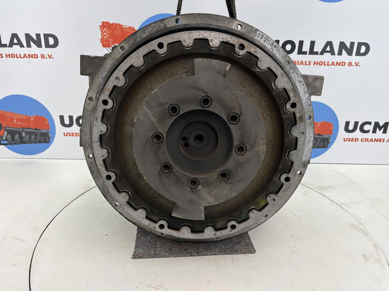 Liebherr LTM 1200/1 Distributor gearbox with coupling - Převodovka pro Autojeřáb: obrázek 1 Liebherr LTM 1200/1 Distributor gearbox with coupling - Převodovka pro Autojeřáb: obrázek 1