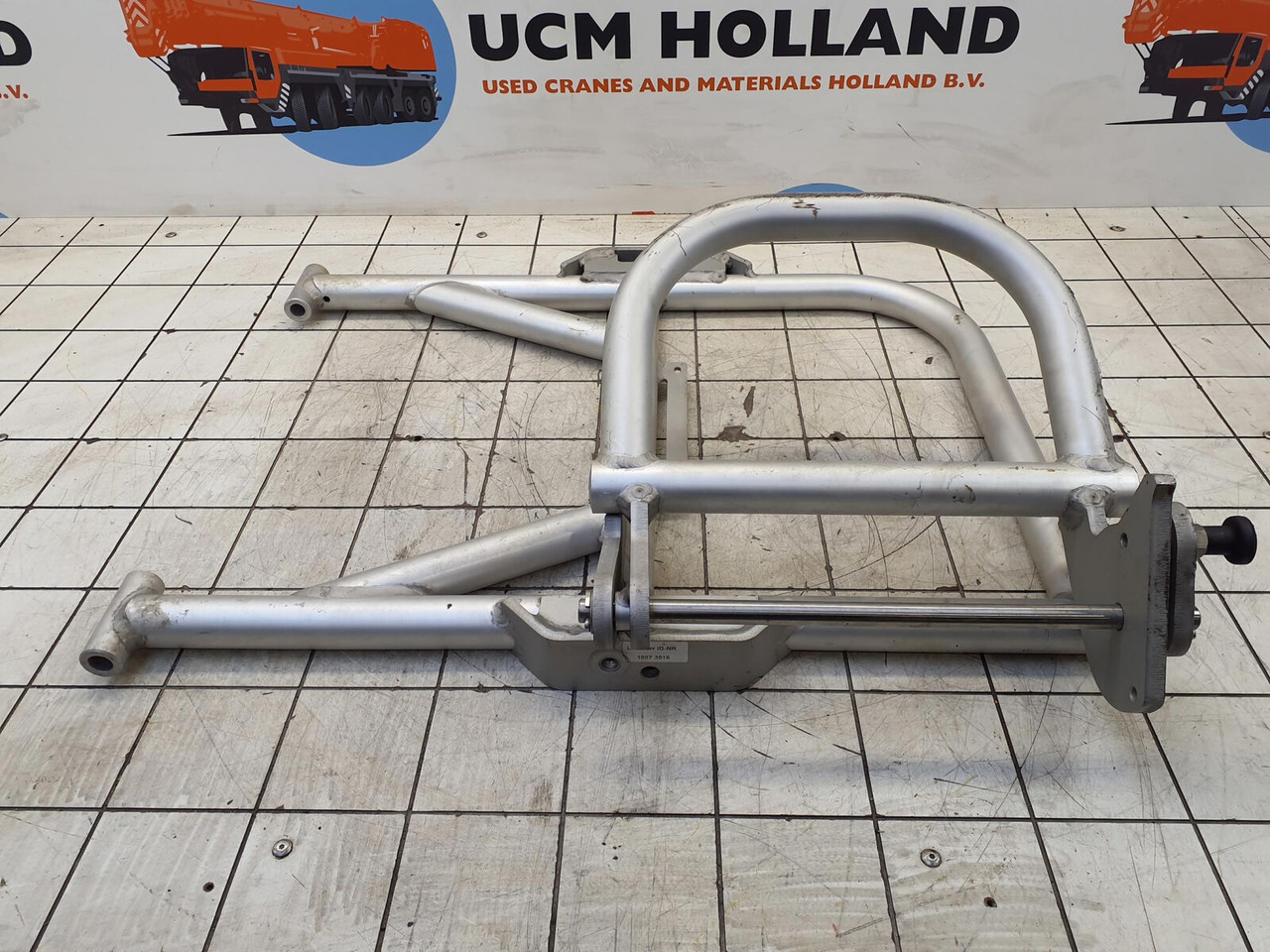 Liebherr LTM 1250-5.1 guard railing 40X500X760 - Karoserie a exteriér pro Autojeřáb: obrázek 3 Liebherr LTM 1250-5.1 guard railing 40X500X760 - Karoserie a exteriér pro Autojeřáb: obrázek 3