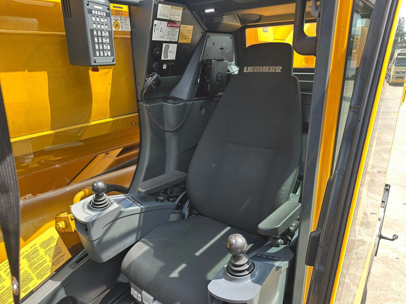 Univerzální autojeřáb Liebherr Liebherr LTM 1070-4.2: obrázek 7
