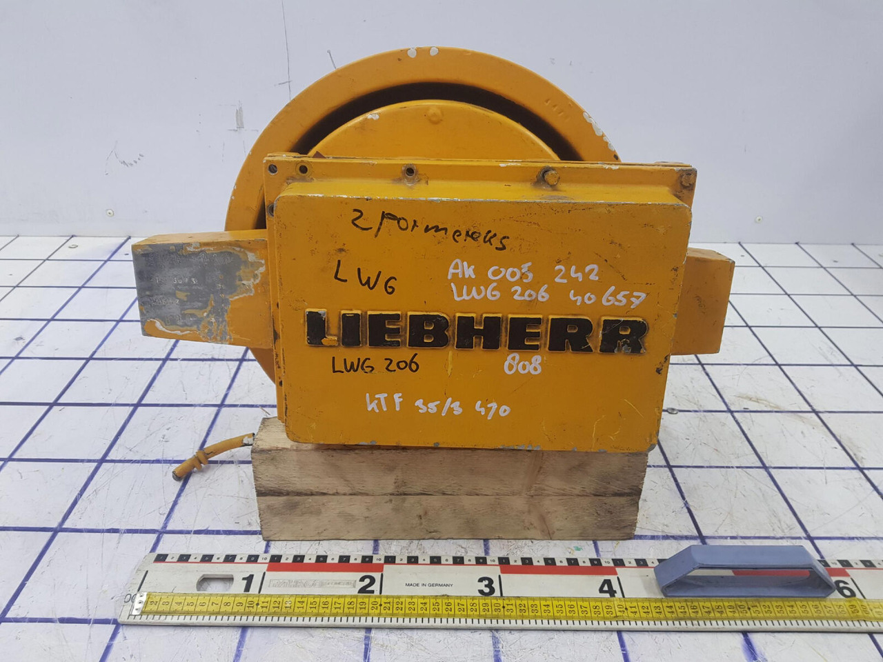 Liebherr lenght indicator LWG 206 - Karoserie a exteriér pro Autojeřáb: obrázek 1 Liebherr lenght indicator LWG 206 - Karoserie a exteriér pro Autojeřáb: obrázek 1