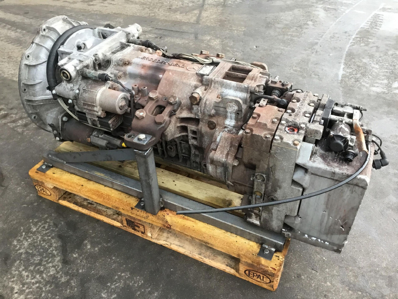 Mercedes-Benz AC 100 gearbox Mercedes benz G240-1 - Převodovka pro Autojeřáb: obrázek 3 Mercedes-Benz AC 100 gearbox Mercedes benz G240-1 - Převodovka pro Autojeřáb: obrázek 3