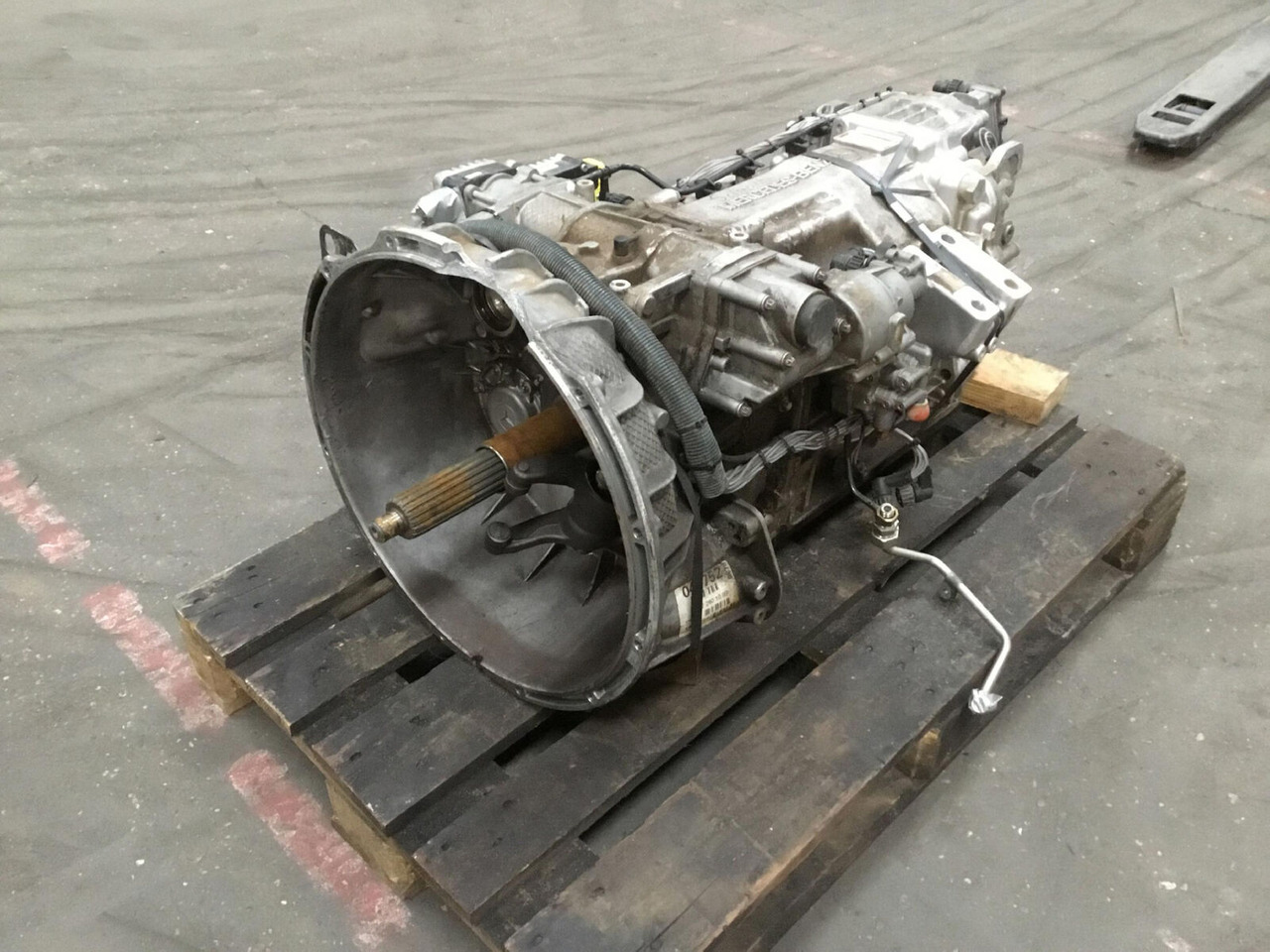 Mercedes-Benz GMK 4100, 4100-L, 5095, 5110-1, 5130 -2 gearbox G240-16 - Převodovka pro Autojeřáb: obrázek 3 Mercedes-Benz GMK 4100, 4100-L, 5095, 5110-1, 5130 -2 gearbox G240-16 - Převodovka pro Autojeřáb: obrázek 3