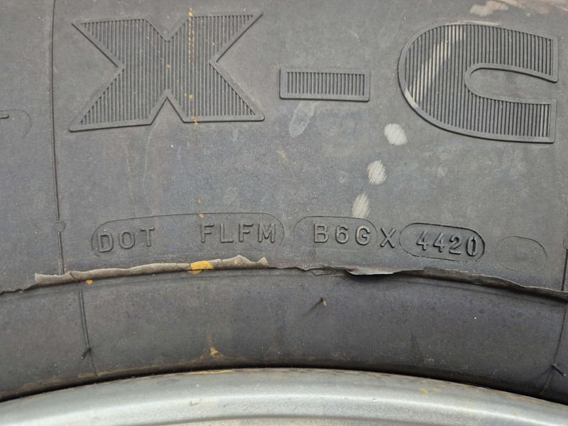 Michelin Wheel 445/95R25 10 12 1p - Pneumatiky a ráfky pro Jeřáb: obrázek 4 Michelin Wheel 445/95R25 10 12 1p - Pneumatiky a ráfky pro Jeřáb: obrázek 4