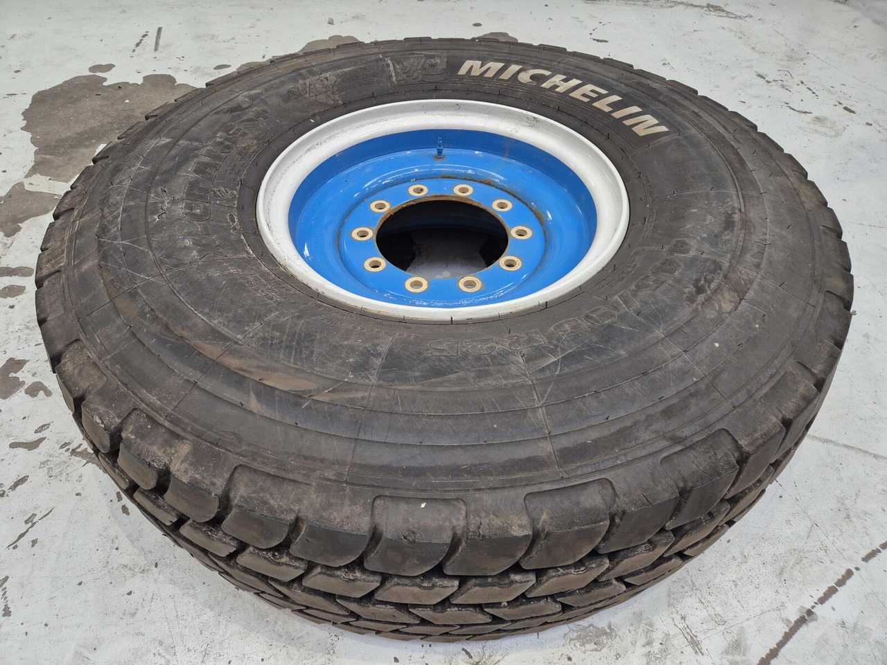 Michelin Wheel 445/95R25 10 12 1p - Kompletní kolo pro Jeřáb: obrázek 1 Michelin Wheel 445/95R25 10 12 1p - Kompletní kolo pro Jeřáb: obrázek 1
