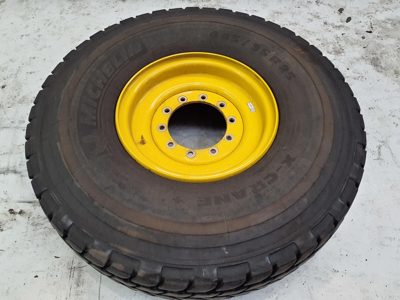 Michelin Wheel 445/95R25 10 12 1p - Kompletní kolo pro Jeřáb: obrázek 3 Michelin Wheel 445/95R25 10 12 1p - Kompletní kolo pro Jeřáb: obrázek 3