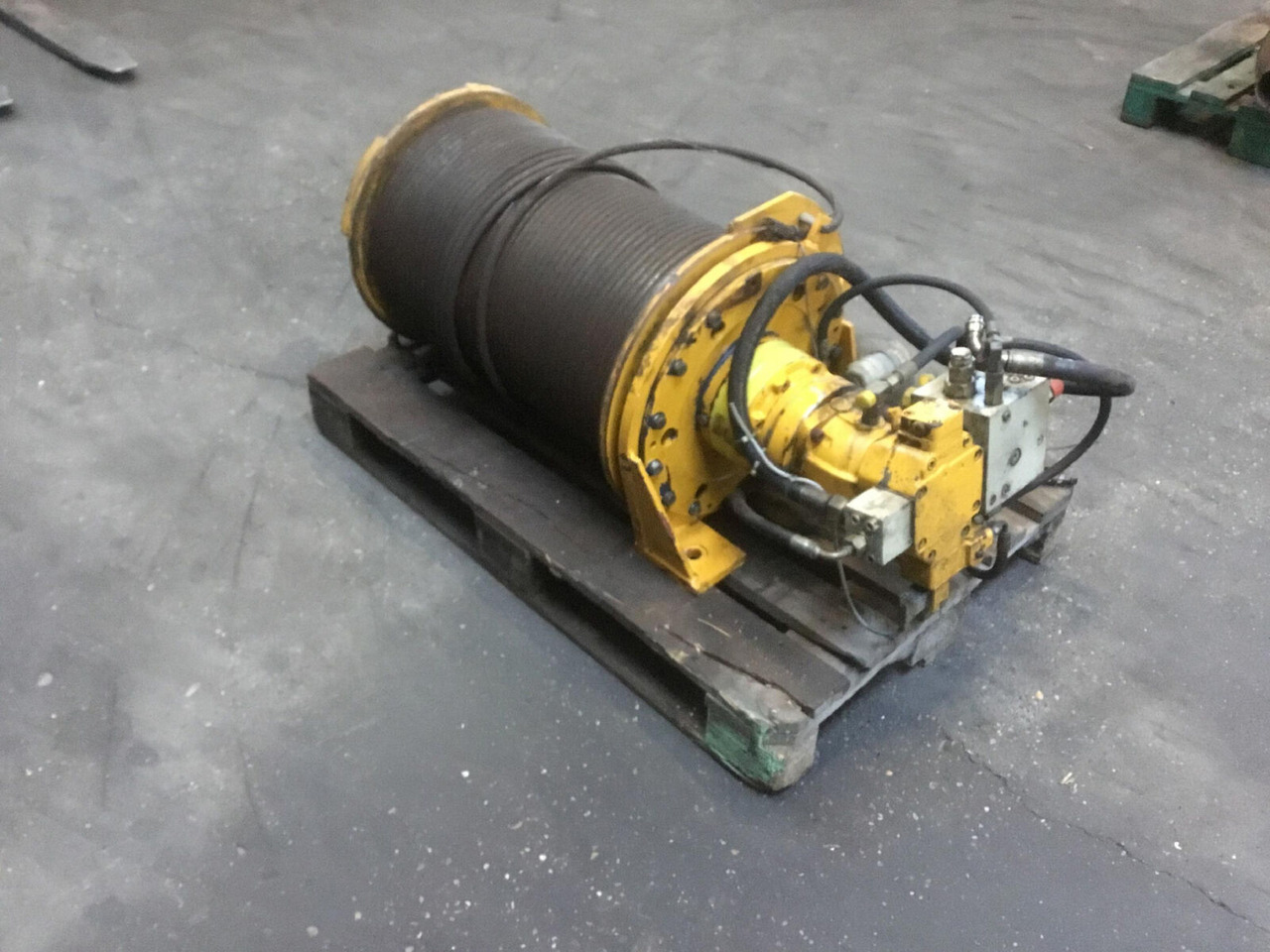 Spierings SK 477 winch - Naviják pro Autojeřáb: obrázek 2 Spierings SK 477 winch - Naviják pro Autojeřáb: obrázek 2
