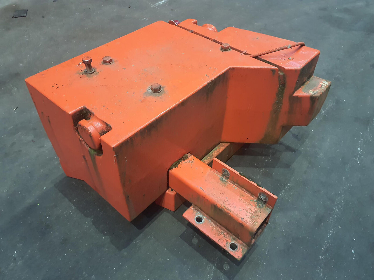 Terex AC 155 counterweight 1.2t + 0,3t right - Protizávaží pro Autojeřáb: obrázek 3 Terex AC 155 counterweight 1.2t + 0,3t right - Protizávaží pro Autojeřáb: obrázek 3