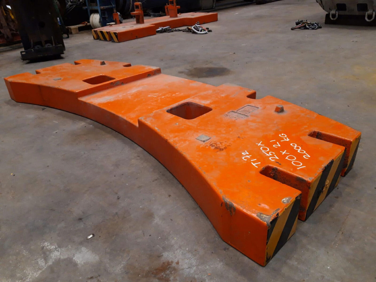 Terex AC 155 counterweight 2,0 ton - Protizávaží pro Autojeřáb: obrázek 4 Terex AC 155 counterweight 2,0 ton - Protizávaží pro Autojeřáb: obrázek 4