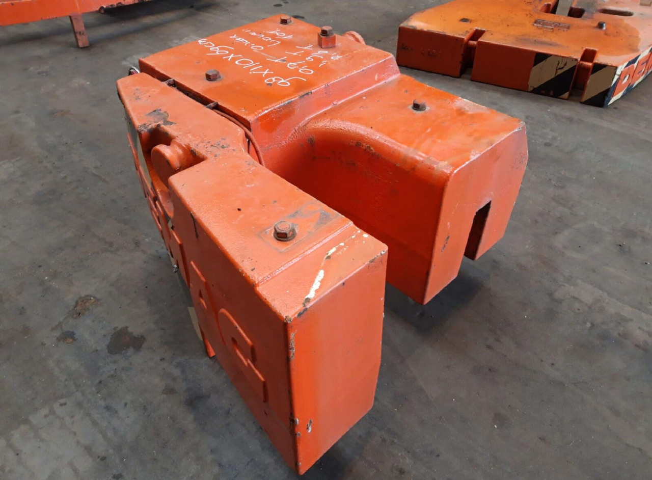 Terex AC 205 counterweight 2.6 ton (0.7/1.9t) - Protizávaží pro Autojeřáb: obrázek 4 Terex AC 205 counterweight 2.6 ton (0.7/1.9t) - Protizávaží pro Autojeřáb: obrázek 4