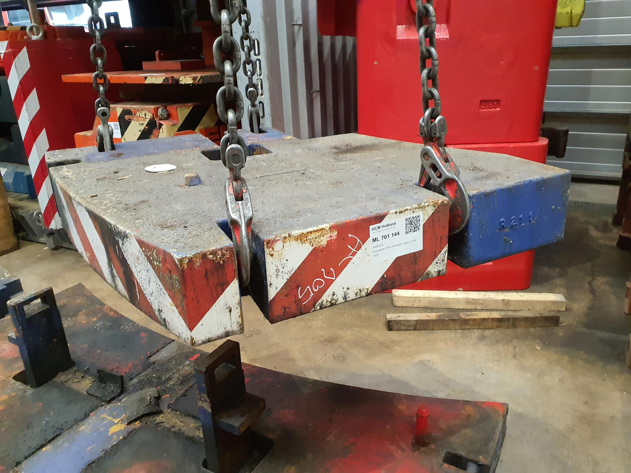 Terex AC 205 counterweight right side 2,1 ton - Protizávaží pro Autojeřáb: obrázek 4 Terex AC 205 counterweight right side 2,1 ton - Protizávaží pro Autojeřáb: obrázek 4