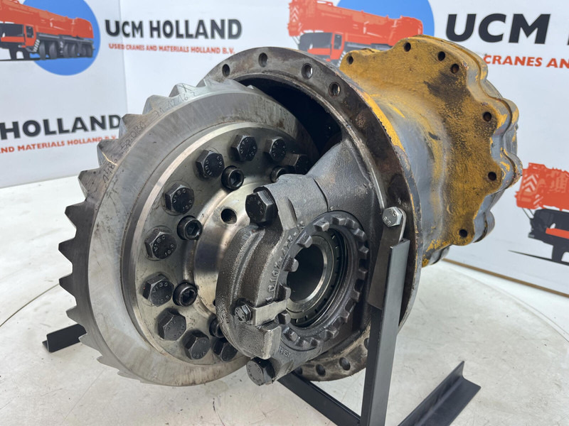 Terex AC 265 drive through diff 14x34 axle 2 - Diferenciál pro Jeřáb: obrázek 2 Terex AC 265 drive through diff 14x34 axle 2 - Diferenciál pro Jeřáb: obrázek 2