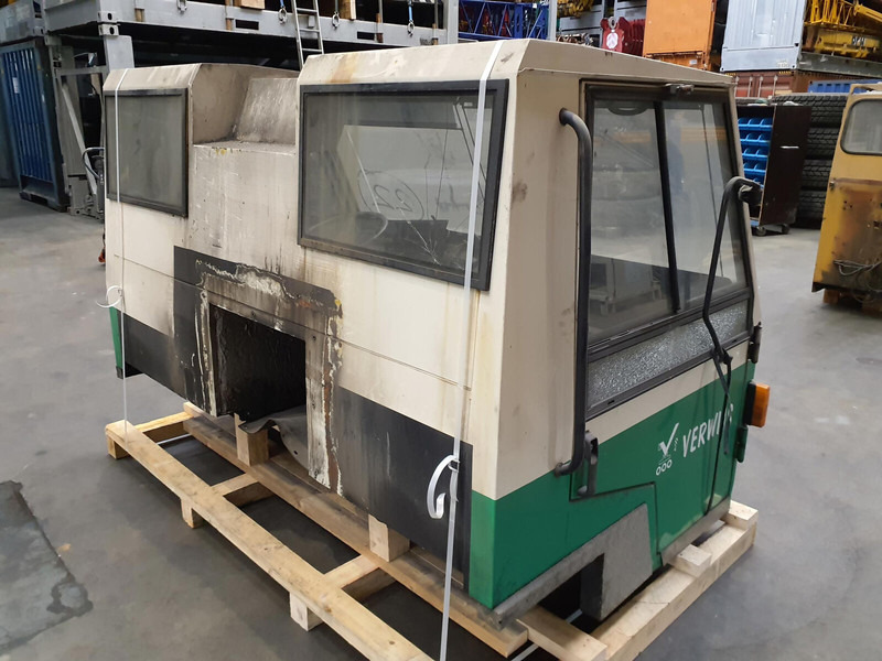 Terex PPM 480 ATT lower cabin - Kabina a interiér pro Jeřáb: obrázek 3 Terex PPM 480 ATT lower cabin - Kabina a interiér pro Jeřáb: obrázek 3