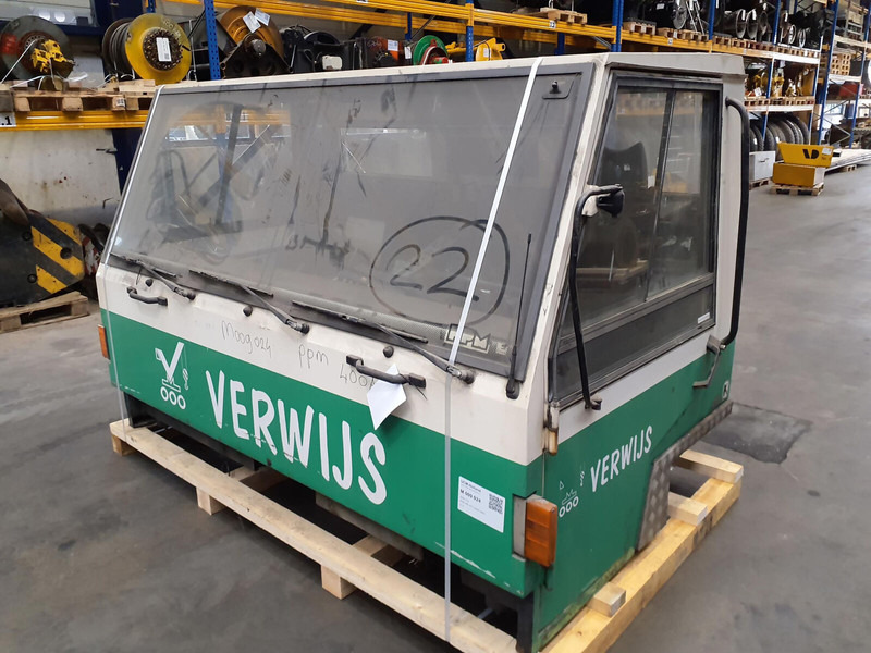 Terex PPM 480 ATT lower cabin - Kabina a interiér pro Jeřáb: obrázek 1 Terex PPM 480 ATT lower cabin - Kabina a interiér pro Jeřáb: obrázek 1