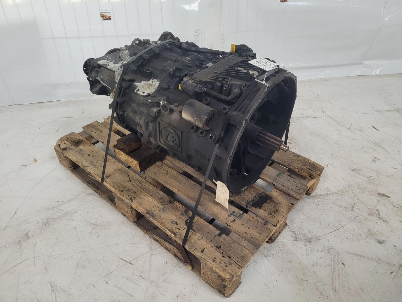 ZF GMK 3055 Gearbox ZF Astronic 12 AS 2302 - Převodovka pro Autojeřáb: obrázek 2 ZF GMK 3055 Gearbox ZF Astronic 12 AS 2302 - Převodovka pro Autojeřáb: obrázek 2