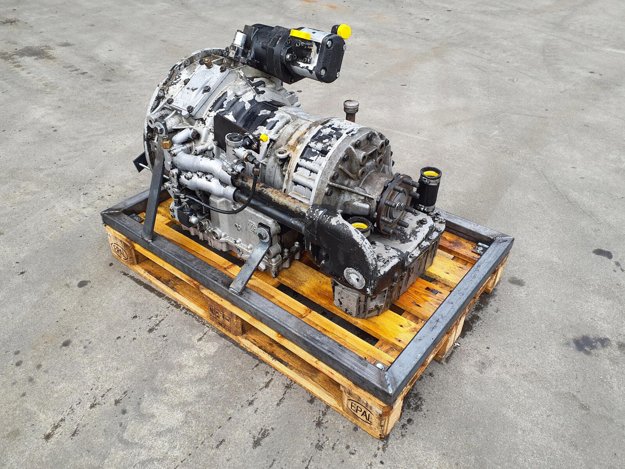 ZF LTM 1060 gearbox ZF 6HP-600 - Převodovka pro Autojeřáb: obrázek 2 ZF LTM 1060 gearbox ZF 6HP-600 - Převodovka pro Autojeřáb: obrázek 2