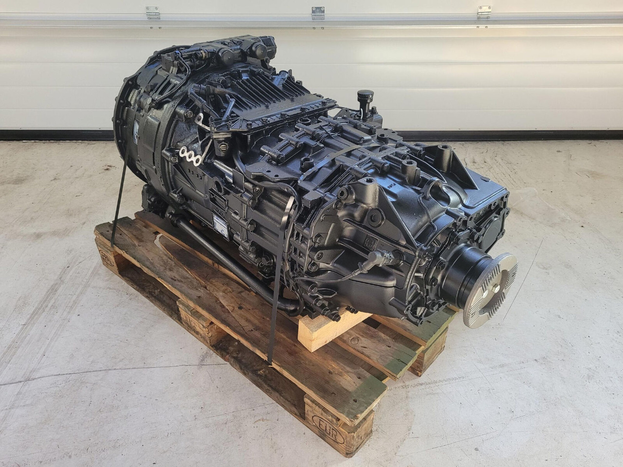 ZF LTM 1250-6.1 gearbox TC tronic 12 AS 3002 TC - Převodovka pro Autojeřáb: obrázek 3 ZF LTM 1250-6.1 gearbox TC tronic 12 AS 3002 TC - Převodovka pro Autojeřáb: obrázek 3