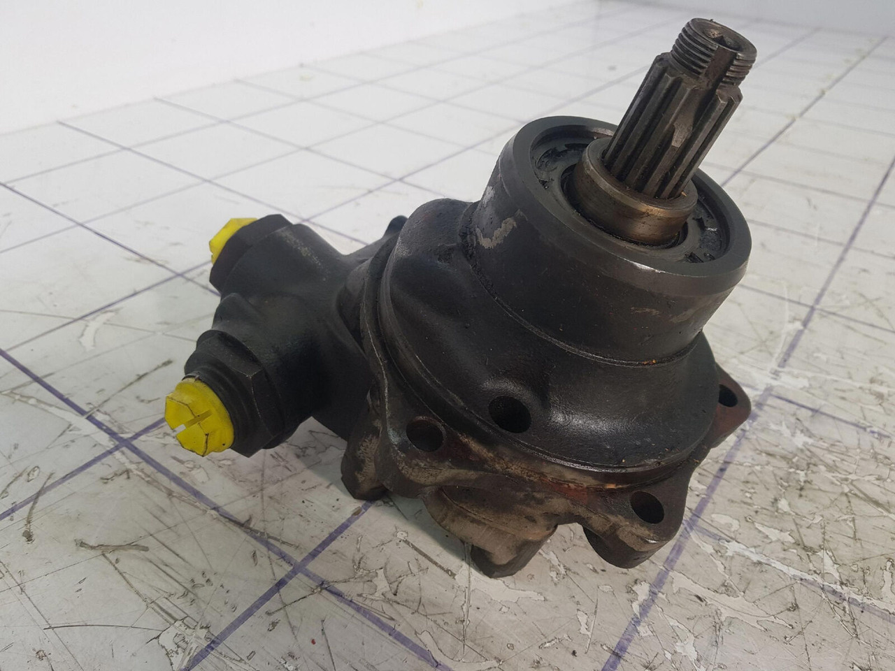 ZF steering pump - Čerpadlo hydraulického zesilovače pro Jeřáb: obrázek 4 ZF steering pump - Čerpadlo hydraulického zesilovače pro Jeřáb: obrázek 4