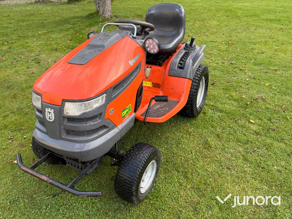 Åkgräsklippare Husqvarna GTH 260 XPT - Sekačka na trávu: obrázek 1 Åkgräsklippare Husqvarna GTH 260 XPT - Sekačka na trávu: obrázek 1
