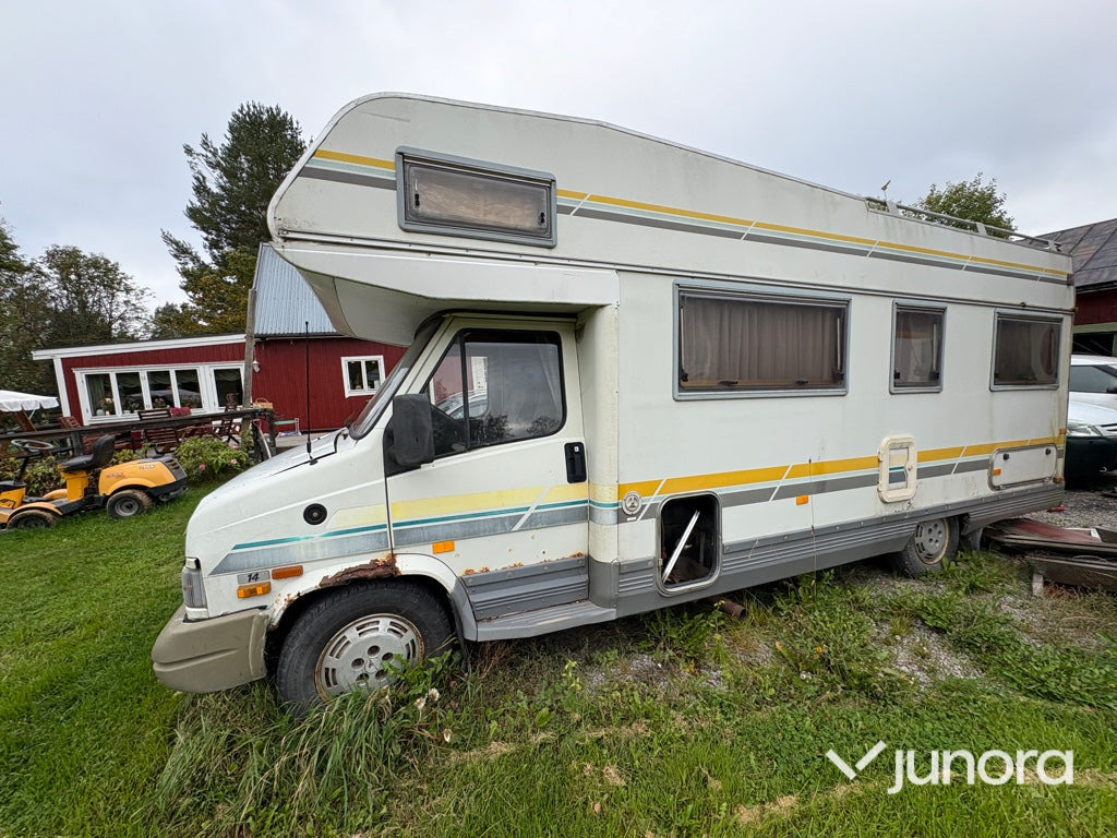 Fiat Ducato Fendt 640 SK Husbil - Alkovna: obrázek 5 Fiat Ducato Fendt 640 SK Husbil - Alkovna: obrázek 5