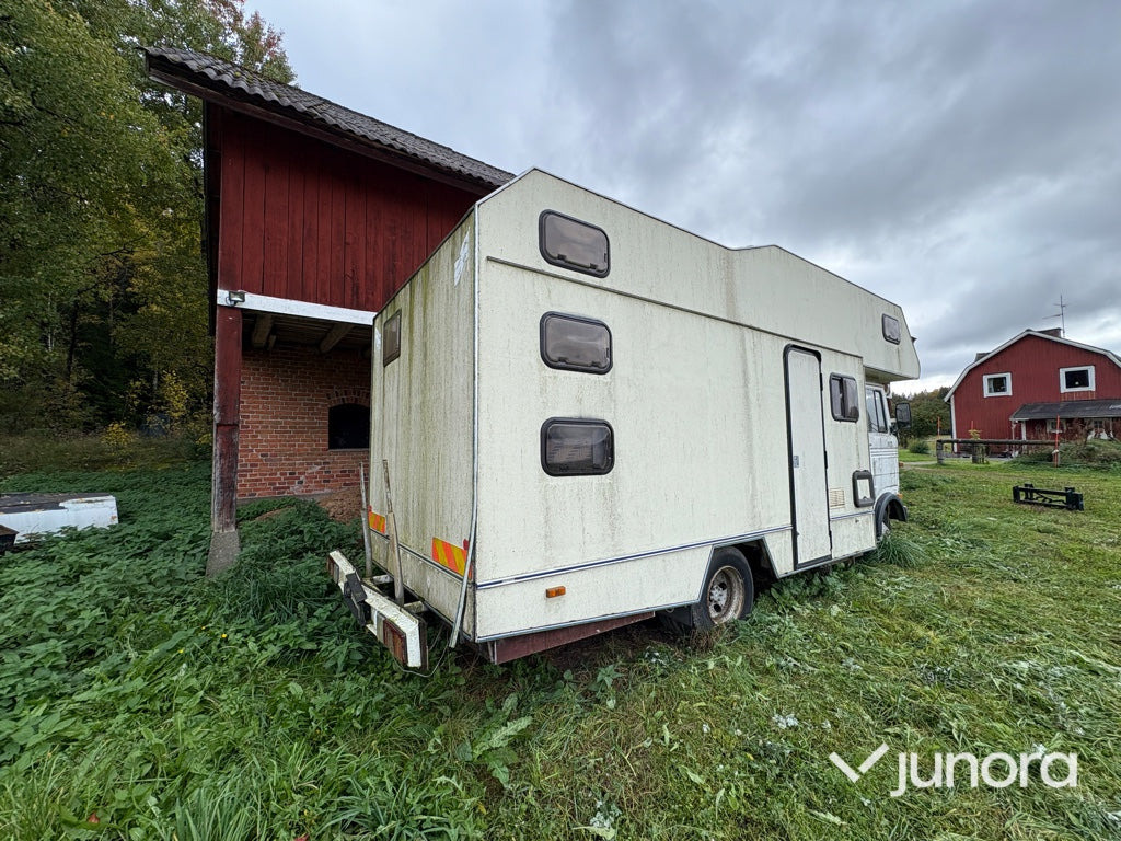 Husbil - Mercedes Benz, LP 608/32 - Obytná dodávka: obrázek 4 Husbil - Mercedes Benz, LP 608/32 - Obytná dodávka: obrázek 4