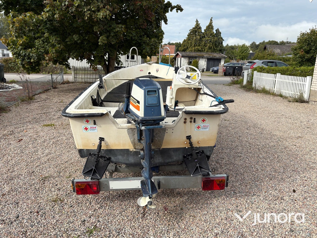 Båt + Trailer - Crescent 415d, Brenderup, 80km - Jiná technika: obrázek 4 Båt + Trailer - Crescent 415d, Brenderup, 80km - Jiná technika: obrázek 4