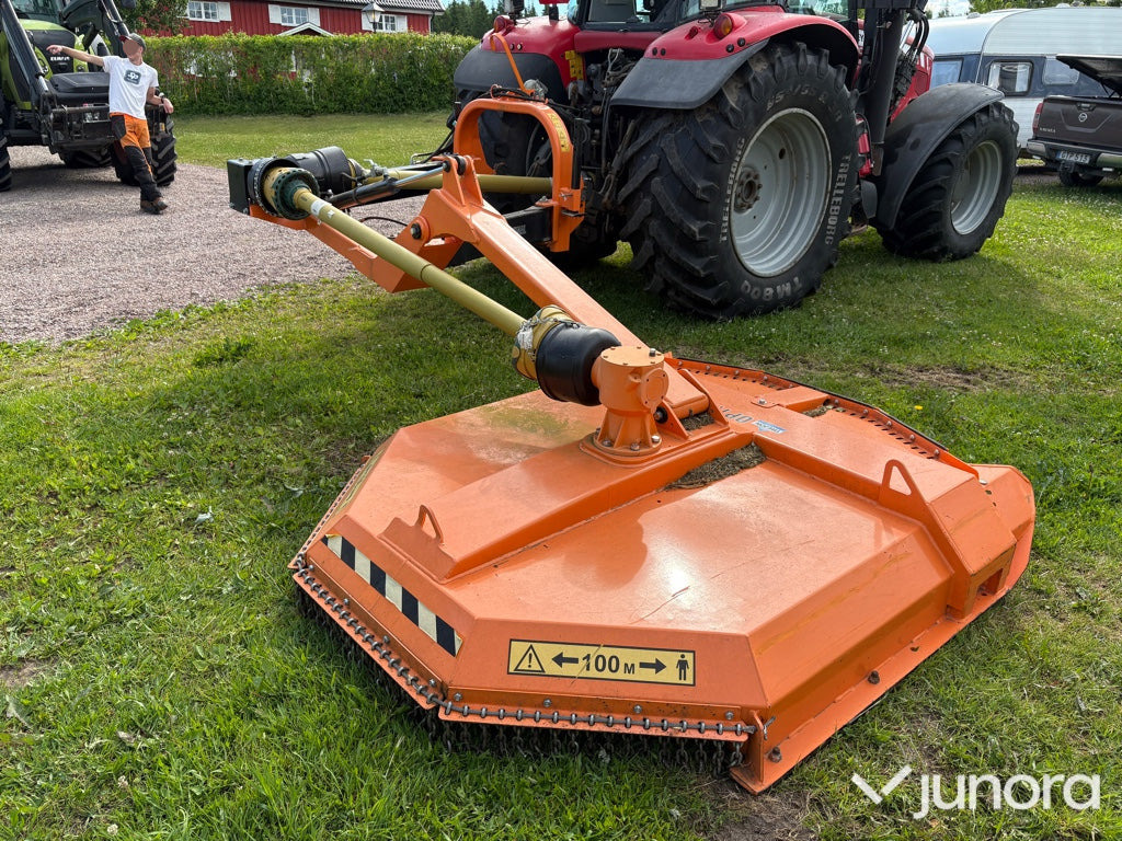 Kedjeröjare Trejon Optimal M1650 - Stranový mulčovač: obrázek 3 Kedjeröjare Trejon Optimal M1650 - Stranový mulčovač: obrázek 3