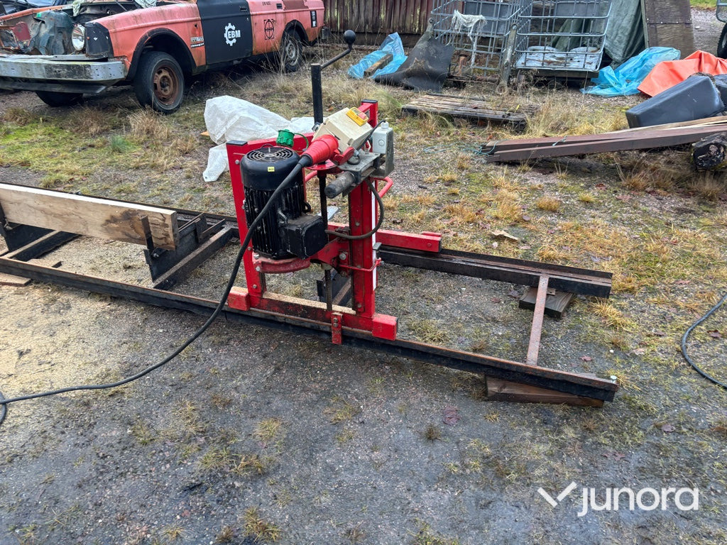 Minisågverk - Jonsered EL 600+ - Kmeňová pásová píla: obrázek 3 Minisågverk - Jonsered EL 600+ - Kmeňová pásová píla: obrázek 3