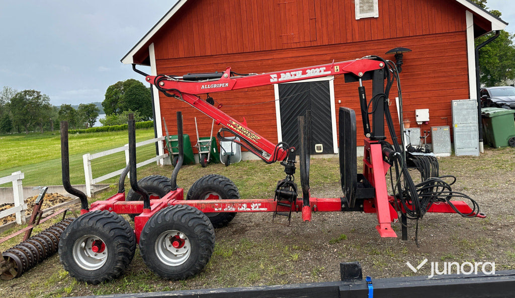 Patu 202 T – Skogsvagn med vinsch - Vyvážecí přívěs: obrázek 3 Patu 202 T – Skogsvagn med vinsch - Vyvážecí přívěs: obrázek 3