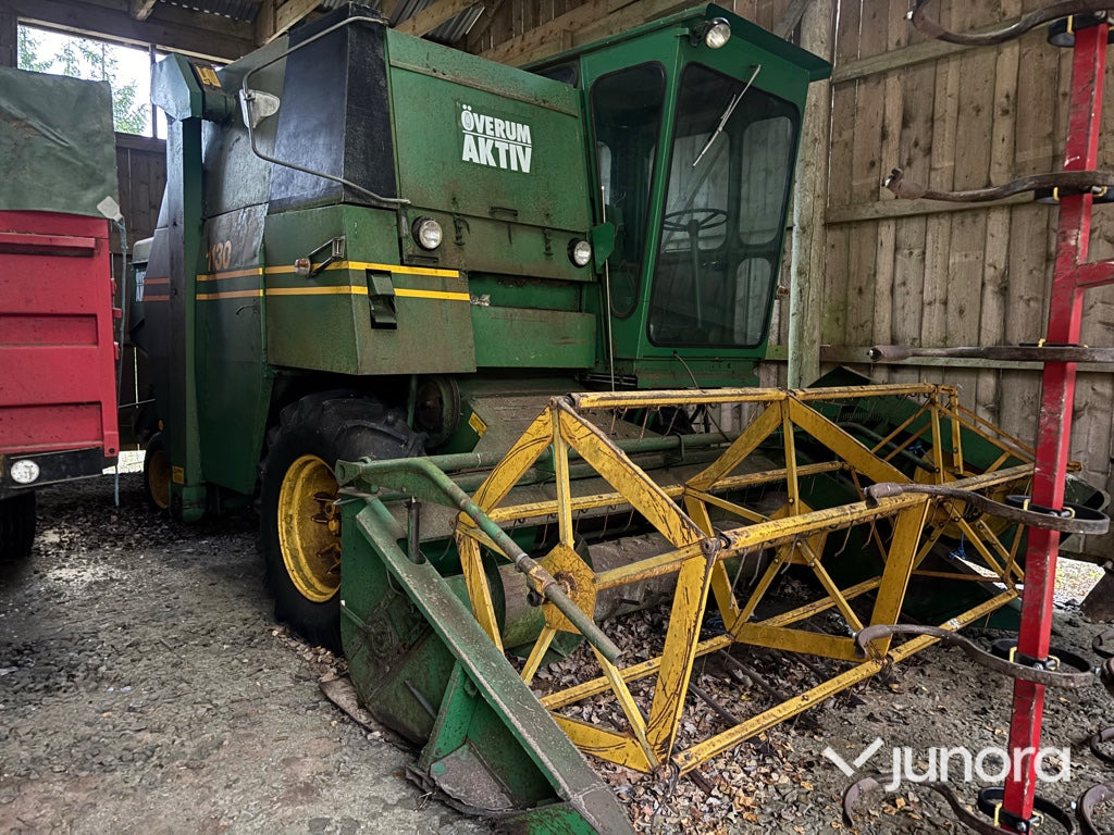 Skördetröska - Överum Aktiv 1130 - Sklízecí mlátička: obrázek 4 Skördetröska - Överum Aktiv 1130 - Sklízecí mlátička: obrázek 4