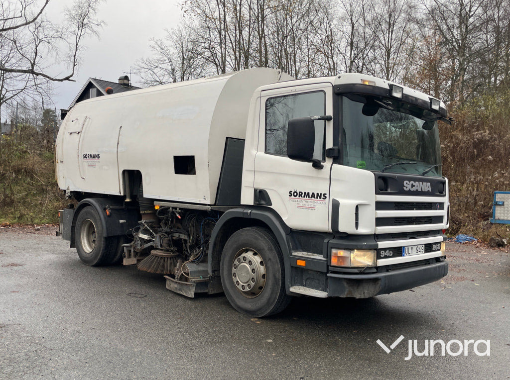 Sop och Uppsamlarbil Scania 94D / 260 - Zametací vůz: obrázek 1 Sop och Uppsamlarbil Scania 94D / 260 - Zametací vůz: obrázek 1