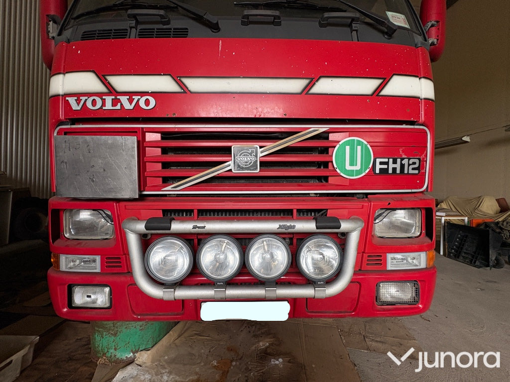 Lastbil - Volvo, FH12 6X2 - Tahač: obrázek 4 Lastbil - Volvo, FH12 6X2 - Tahač: obrázek 4