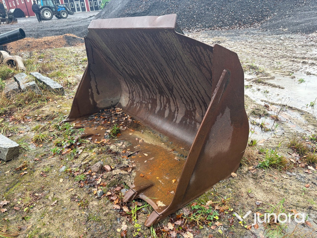 Tandskopa - Volvo Stora BM - Nakládací lžíce: obrázek 1 Tandskopa - Volvo Stora BM - Nakládací lžíce: obrázek 1