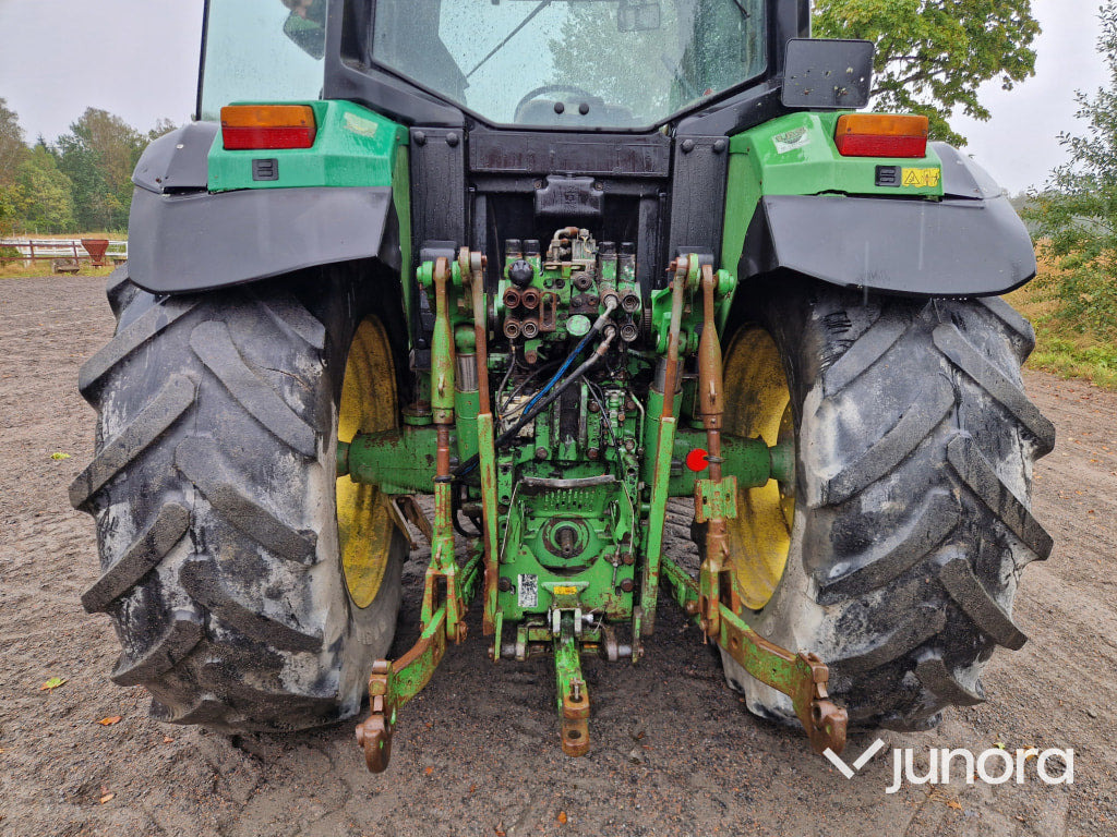 Traktor John Deere 6900 - Traktor: obrázek 4 Traktor John Deere 6900 - Traktor: obrázek 4