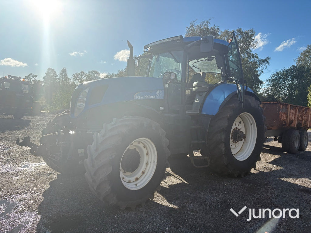 Traktor - New Holland T7040 - Traktor: obrázek 3 Traktor - New Holland T7040 - Traktor: obrázek 3