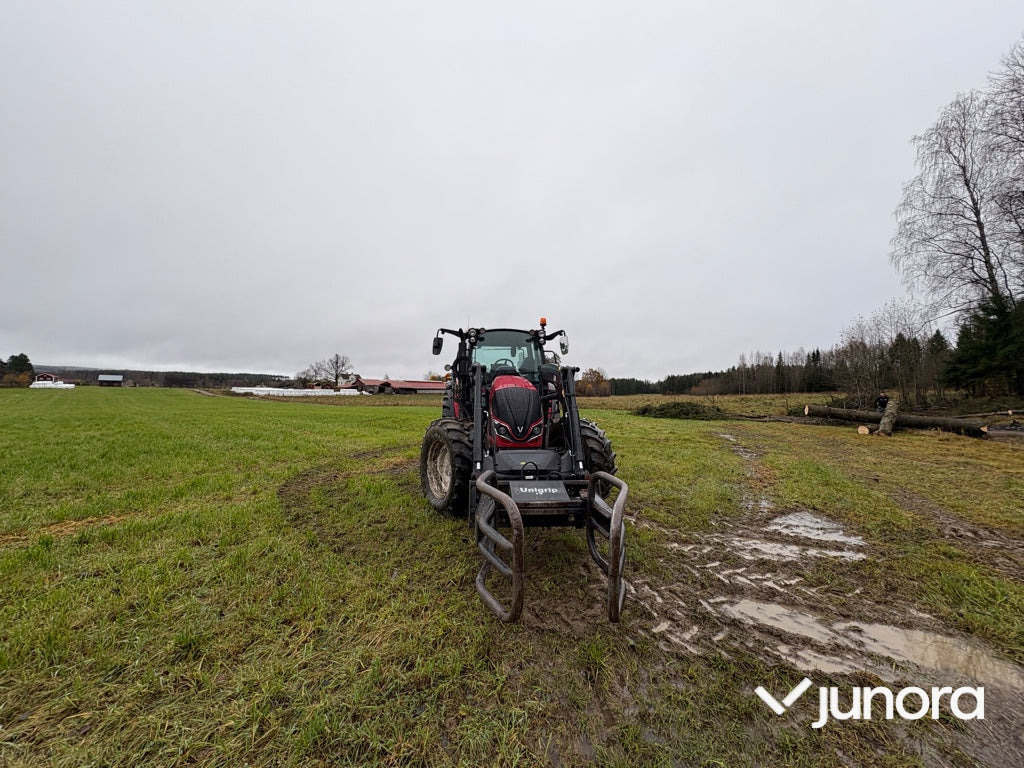 Traktor - Valtra A115 - Traktor: obrázek 4 Traktor - Valtra A115 - Traktor: obrázek 4