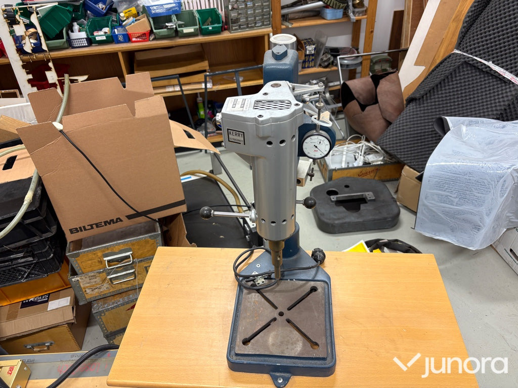 Ultraljudsborr - KERRY Ultrasonics, KDS150 - Stojanová vrtačka: obrázek 1 Ultraljudsborr - KERRY Ultrasonics, KDS150 - Stojanová vrtačka: obrázek 1