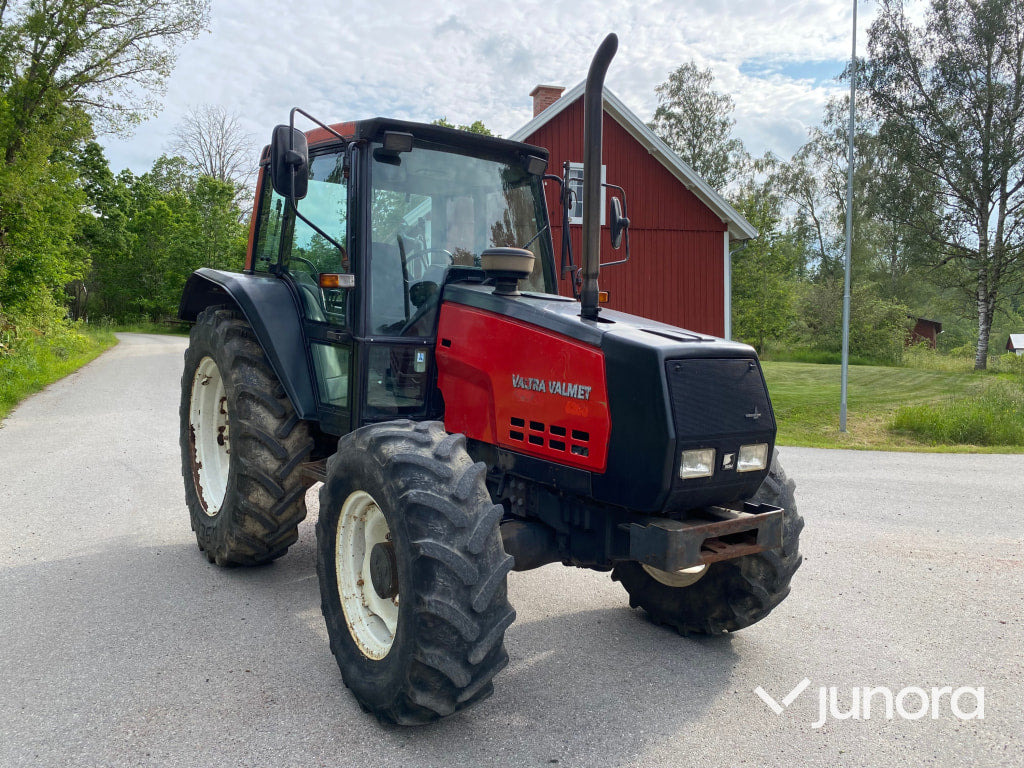 Valtra valmet 6400 - Traktor: obrázek 2 Valtra valmet 6400 - Traktor: obrázek 2