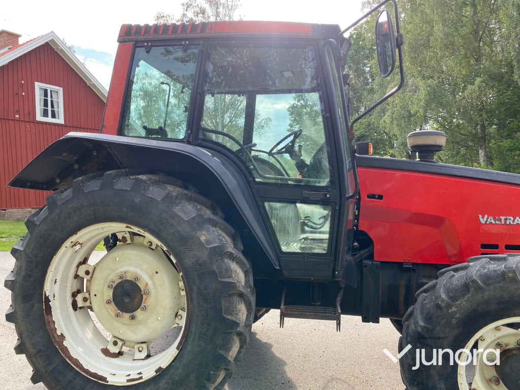 Valtra valmet 6400 - Traktor: obrázek 4 Valtra valmet 6400 - Traktor: obrázek 4