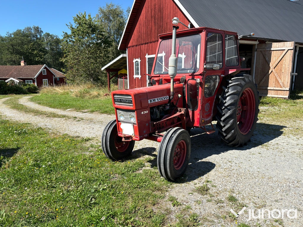Volvo BM 430 - Traktor: obrázek 2 Volvo BM 430 - Traktor: obrázek 2