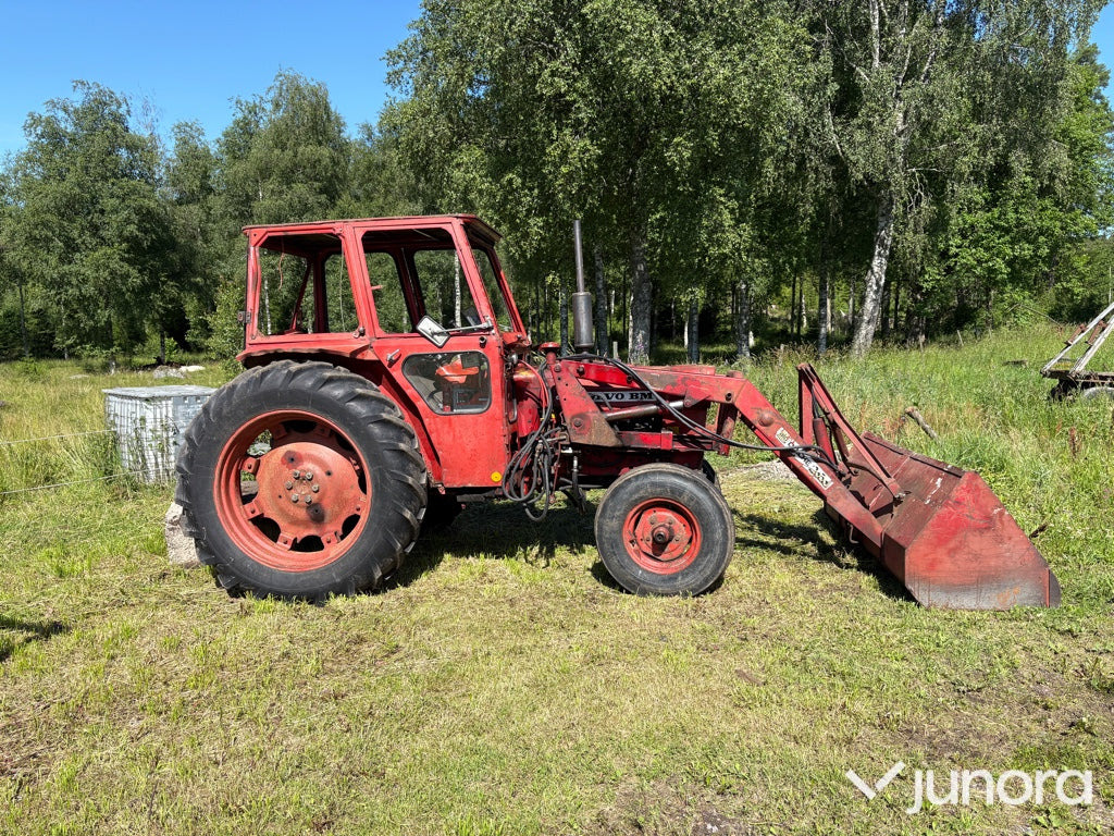 Volvo BM 430 med Ålö lastare - Traktor: obrázek 1 Volvo BM 430 med Ålö lastare - Traktor: obrázek 1